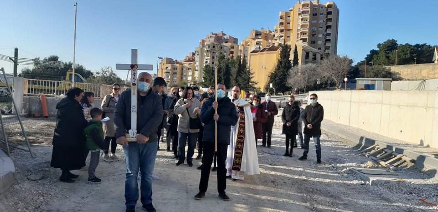 Na Vidicima održan Križni put od crkve sv. Petra do crkve sv. Mare