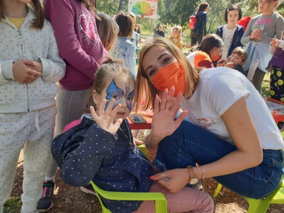 Veselo subotnje jutro: Šibenska maskota dječak Paško zabavljao mališane na Šubićevcu