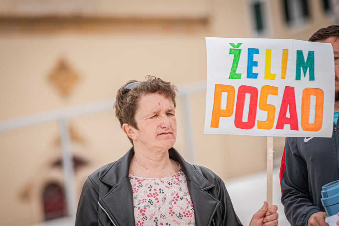 Na Poljani 'prosvjed' osoba s invaliditetom: Snimanje završne scene filma u sklopu projekta 'Hoću posao' 