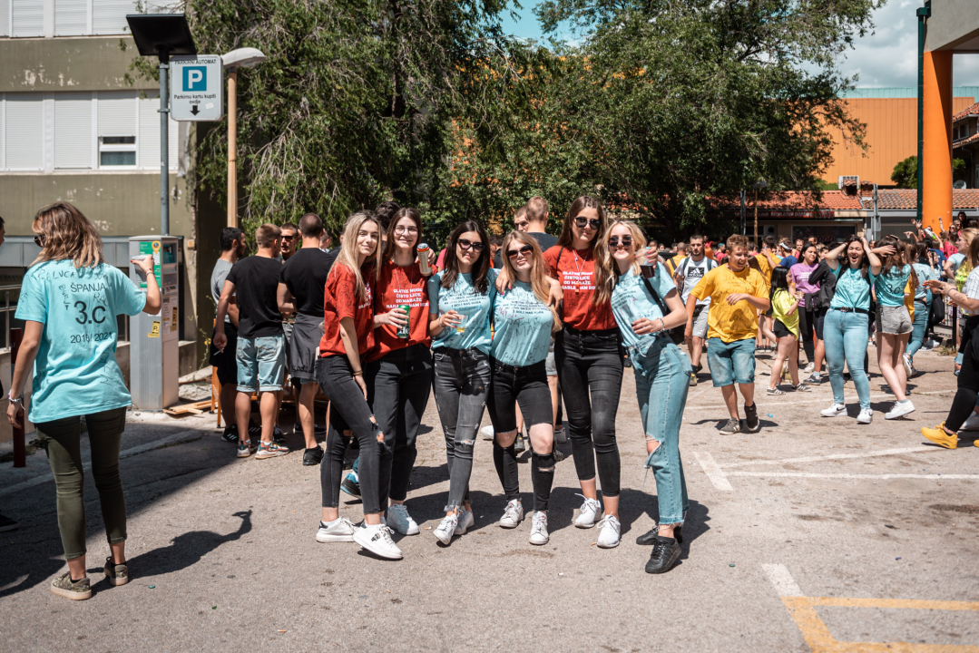 Pokušaj Stožera da spriječi Norijadu nije uspio: Pogledajte atmosferu sa šibenskih ulica