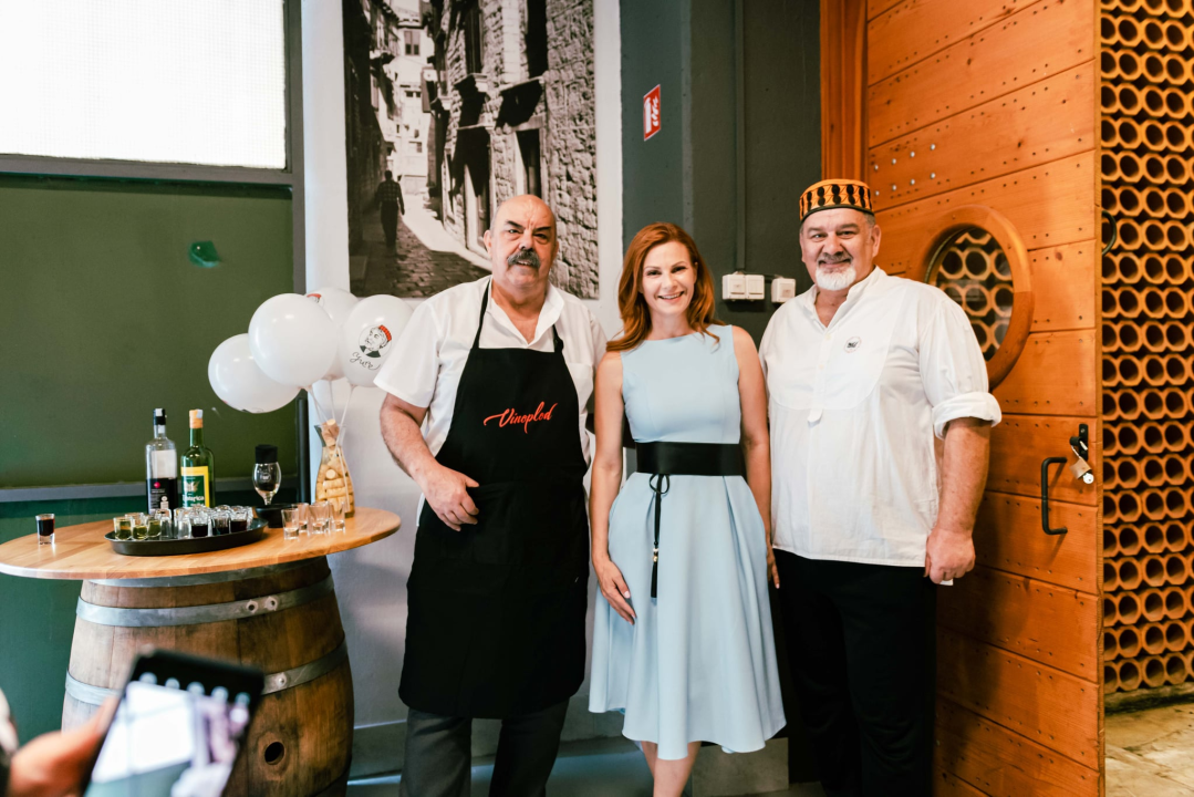 Taste Like Dalmatia: Još danas imate priliku kušati vrhunska vina, maslinova ulja i craft pive, a u subotu na šibenskoj rivi čekaju vas pidoče i debit!