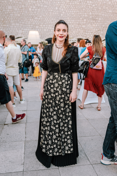 Romansa pidoće i Debita napunila rivu: Jele su se pohane, u toću, na lati, rižot, dimljene...