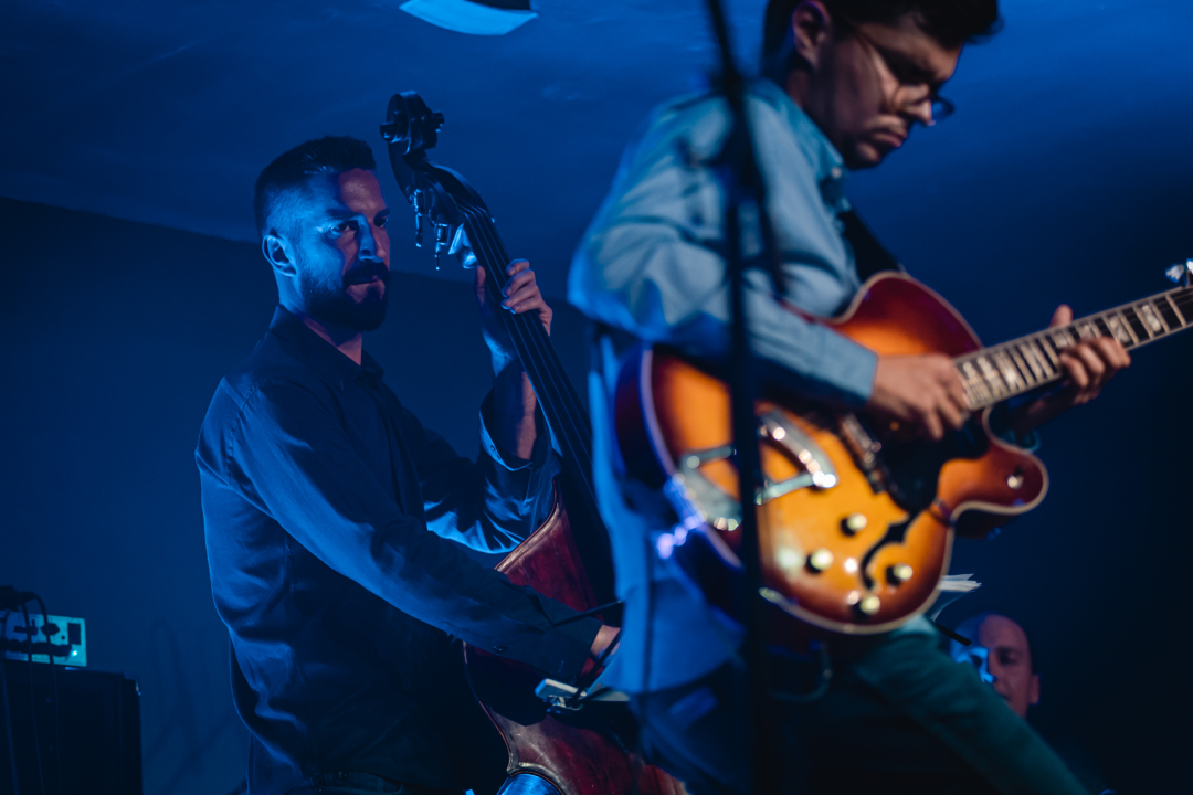 Filip Pavić Quartet u 'Kući umjetnosti Arsen': Savršena ljetna jazz večer uz predivnu posvetu