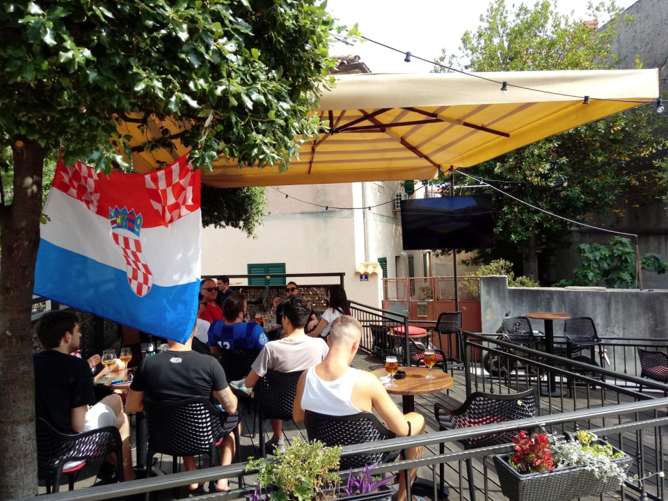 Igraju Hrvati na Euru, a u Šibeniku ni 'EU' od euforije 