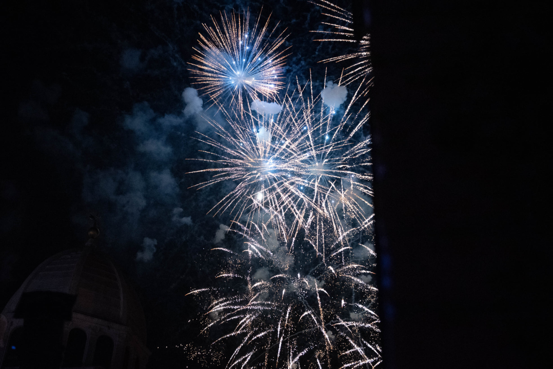 Vatromet se nekom svidio, nekom ne: Ipak, simbolično predstavlja povratak u 'staro normalno'