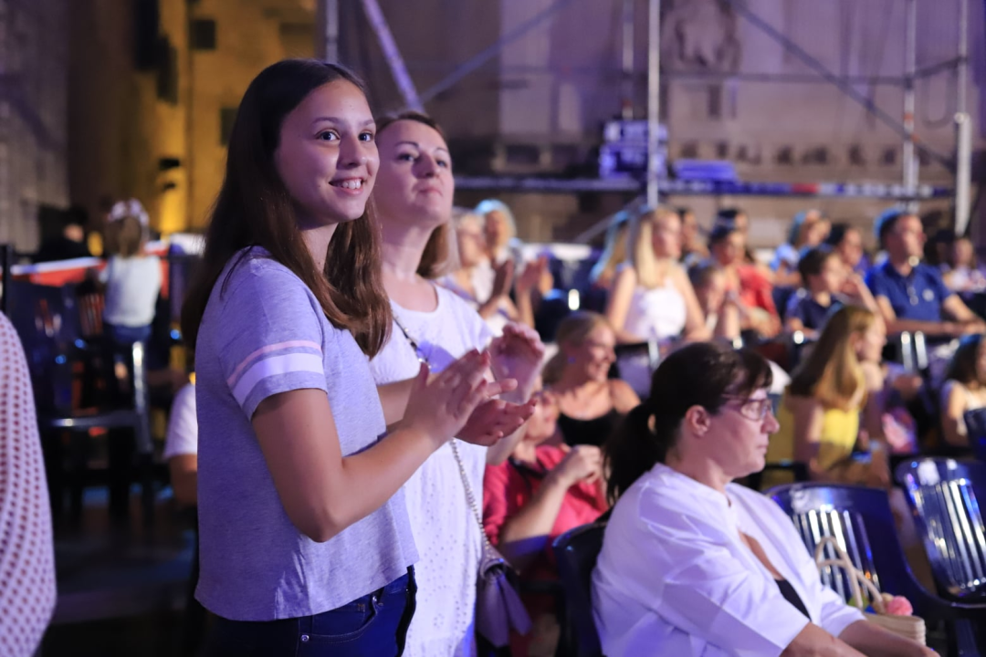 Zvijezde 'A strane' na Ljetnoj: 'Koncert je bio odličan, na kraju sam šmugnula'