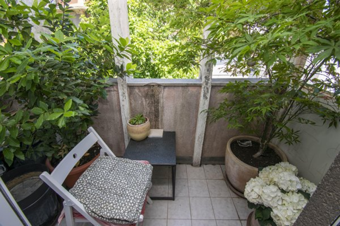 Dvosoban stan s pogledom na more na Plišcu savršen je za obiteljski život ili kao turistička investicija!