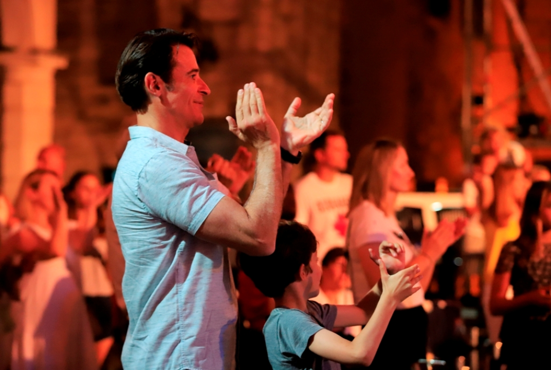 Brojna poznata lica ovih dana na šibenskim ulicama: Goran Višnjić, Tonći Huljić, Anamarija Asanović… 