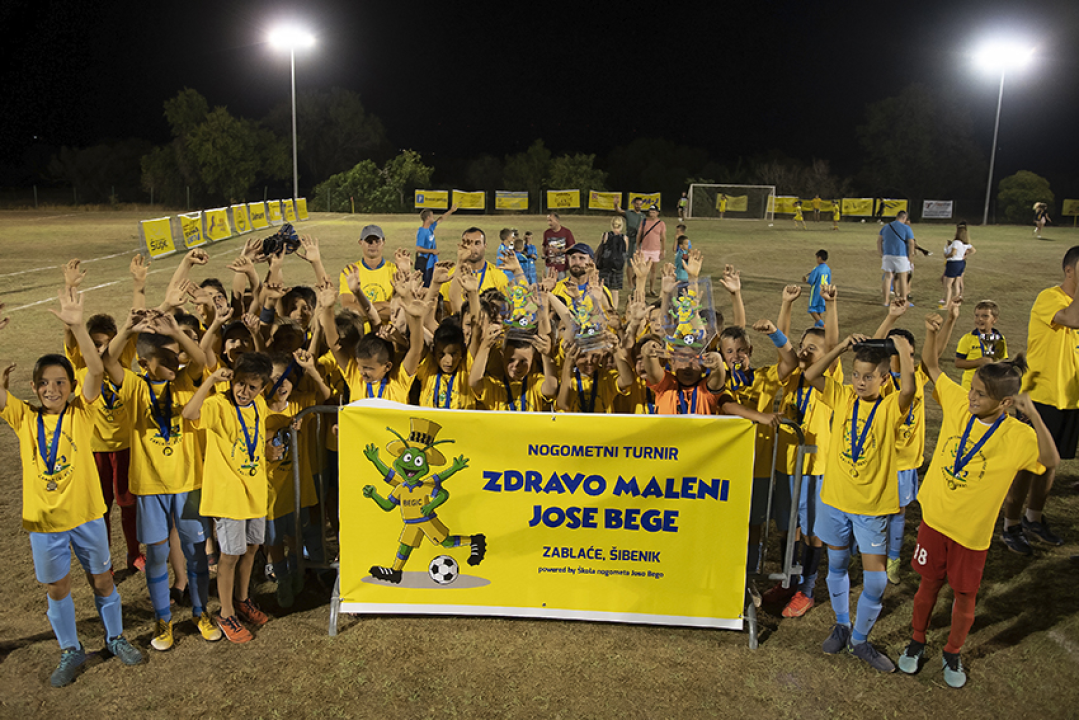 Na turniru 'Zdravo maleni Joso Bego' preko 600 malih nogometaša: 'Osmijesi djece govorili su nam sve!&quot;'