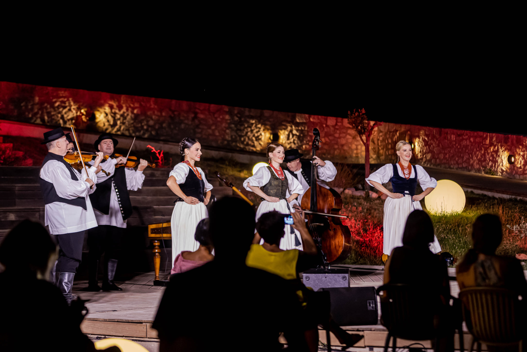 Lado i šibenska publika se vole: Sinoć su ponovno oduševili na tvrđavi Barone 