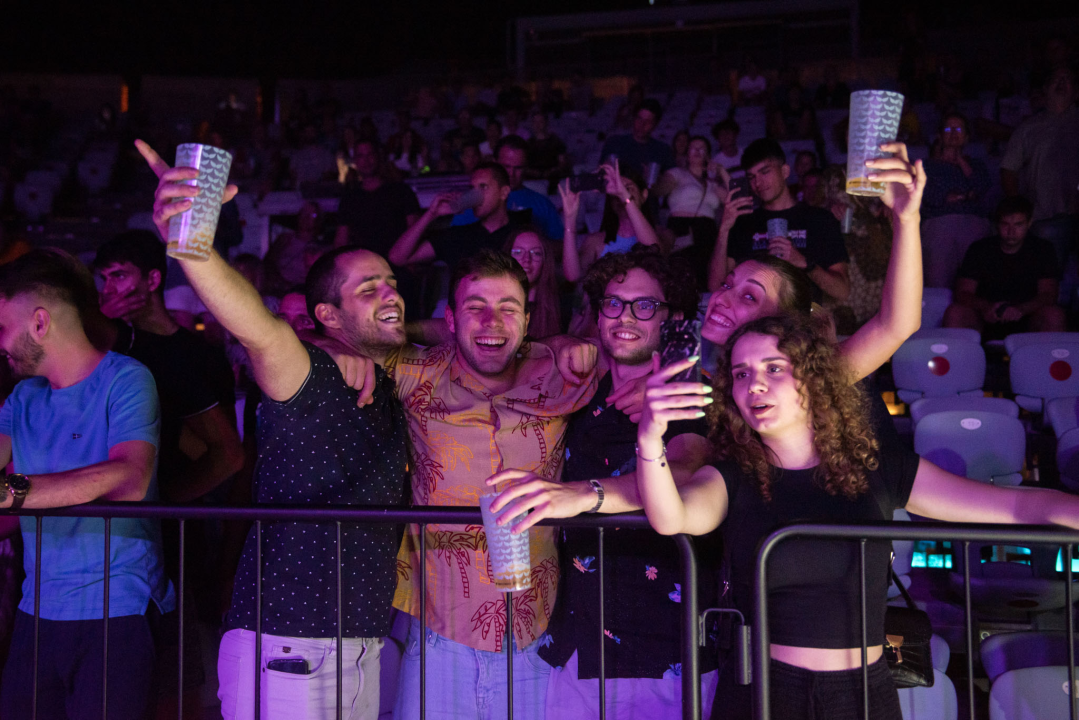 Vojko V dolazi, bolje se pazi: Masovno repanje na sv. Mihovilu