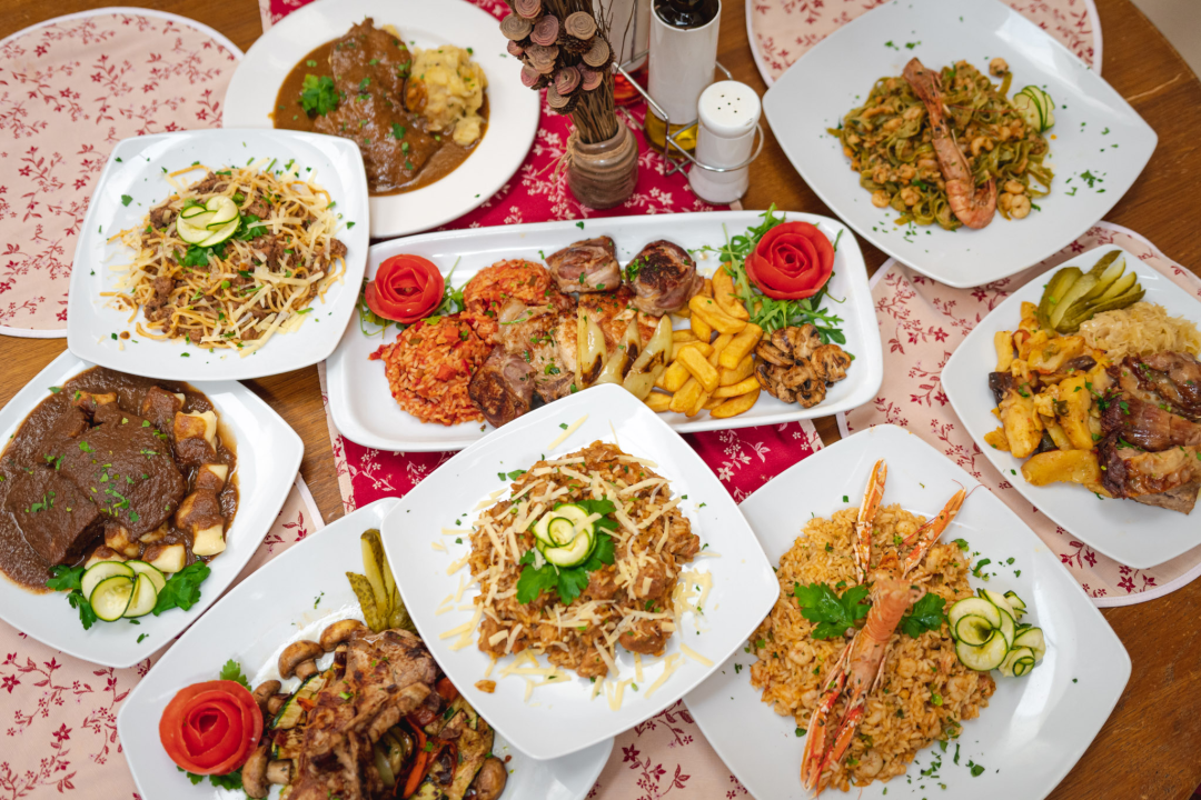 U Antinom Guštu omastite brk slasnim jelima ispod peke ili s ražnja!  