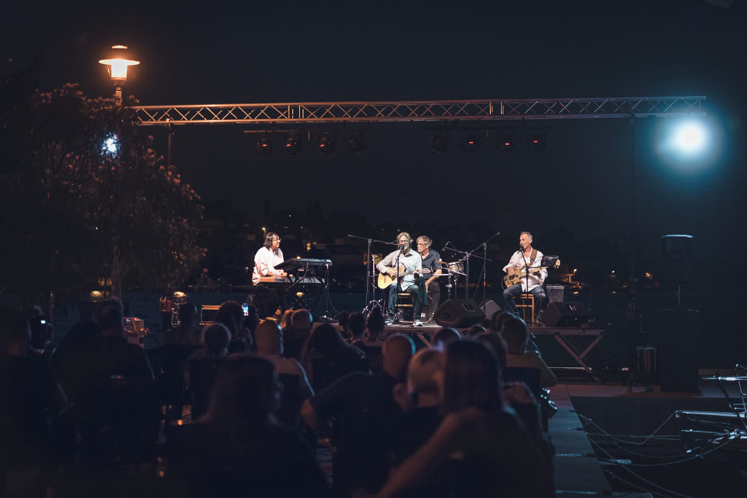 Tedi Spalato gitarom osvojio Biličane, pogledajte kako je bilo na koncertu