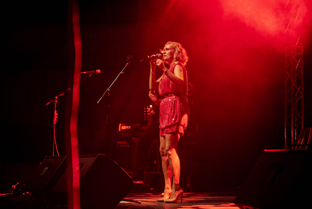 Vanna nizala hitove, tribine pjevale iz sveg glasa