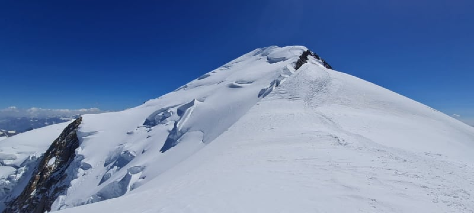 Troje Mihovilaca na krovu Alpa: 'Naporno je fizički i psihički, sada se na +35 adaptiramo na temperaturni šok'  