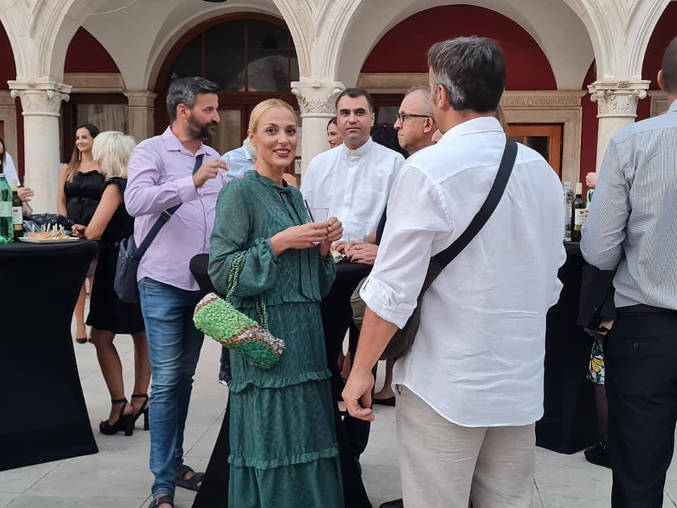 Fešta pred katedralom za deseti rođendan Društva Juraj Dalmatinac: 'Nećemo stati na ovom, jačat ćemo i rasti'