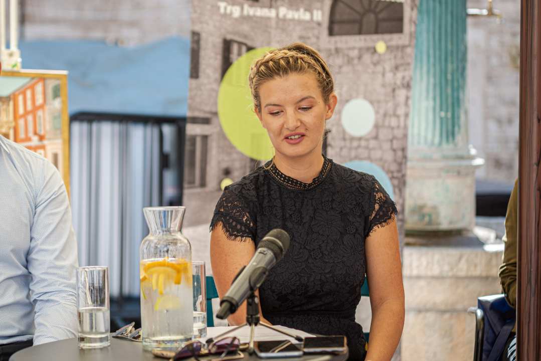 Banci s povrćem i dogodine na Maloj loži, uz jednu novost: Cijeli će trg biti pokriven bijelim jedrima