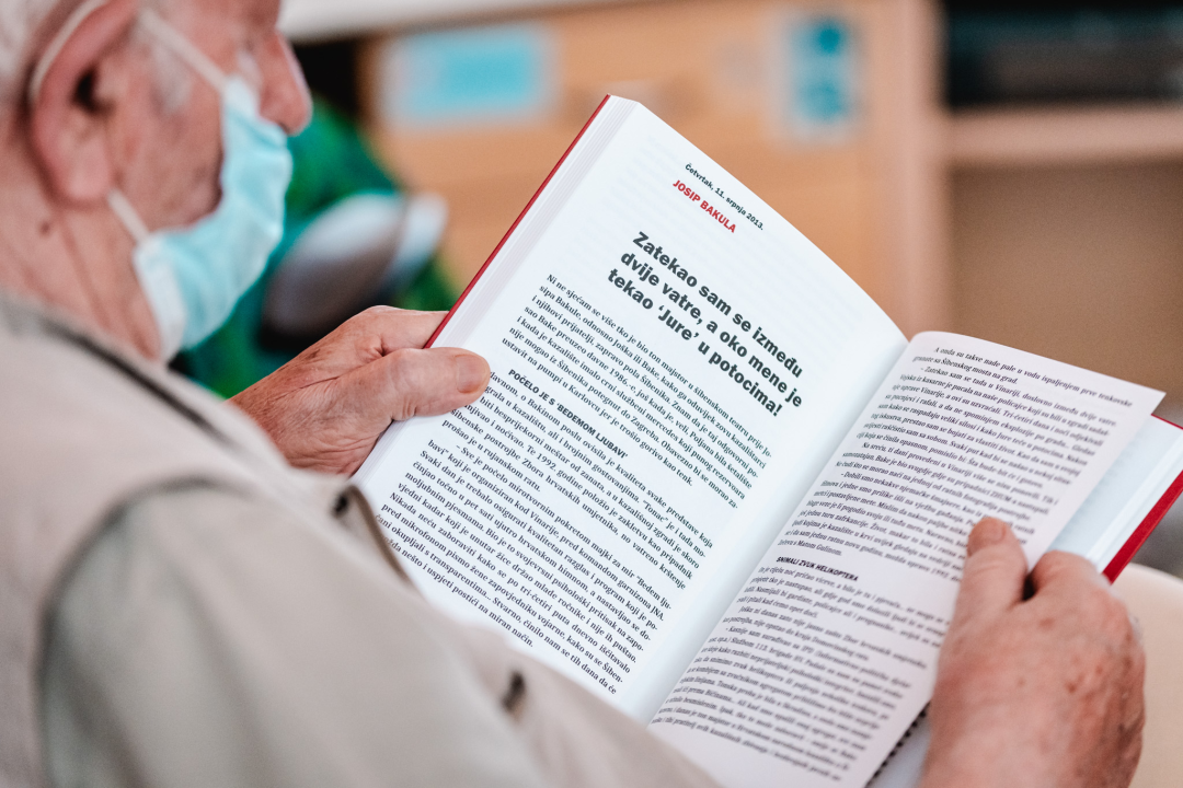 ‘Na braniku sjećanja’ Marine Jurković će vas rasplakati i nasmijati u isto vrijeme: Donosi 50 ratnih priča ljudi koje poznajete