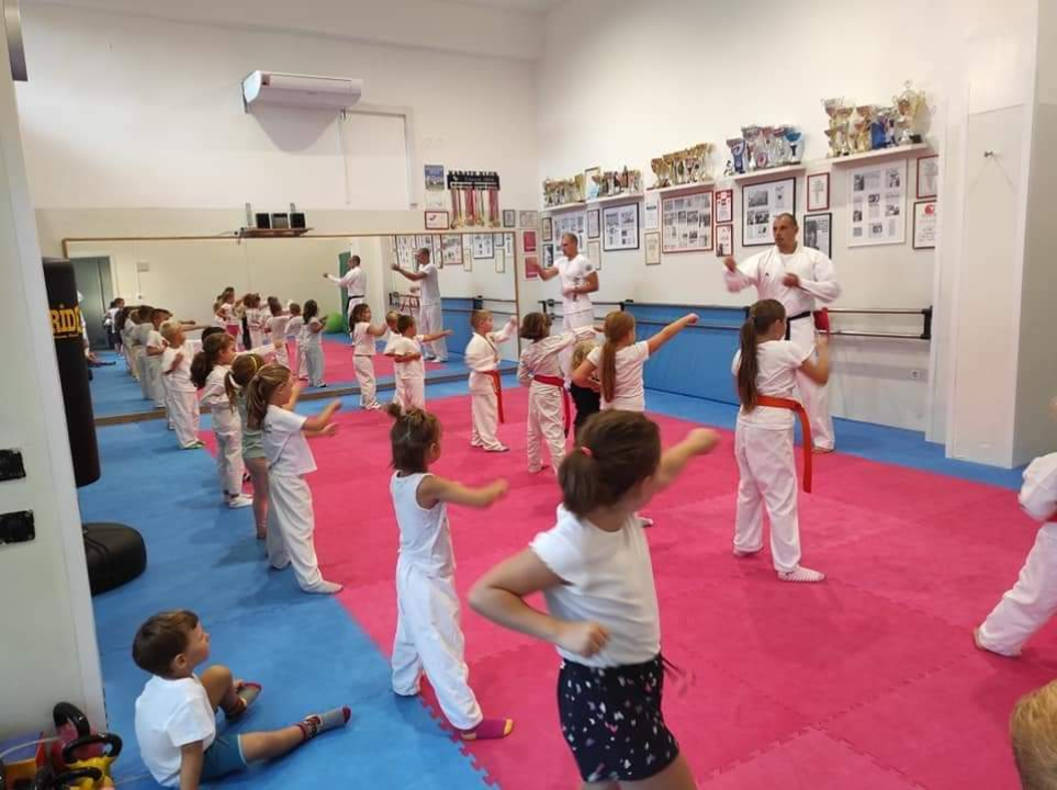 Postani član uspješne sportske obitelji Karate kluba Šibenik 1066