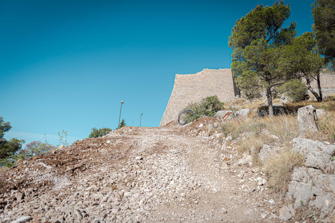 Sv. Ivana ipak neće svečano otvoriti na Dan grada: Obnova bi trebala biti gotova do kraja godine, pogledajte kako napreduje  