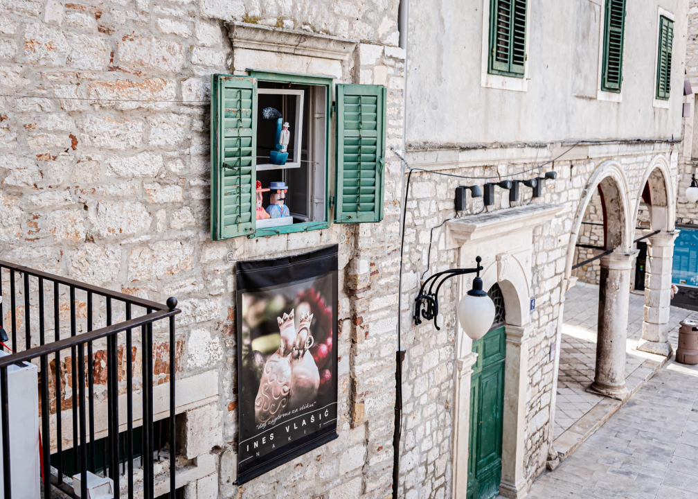 U centru grada pronađite sreću u obliku najljepših umjetnina!