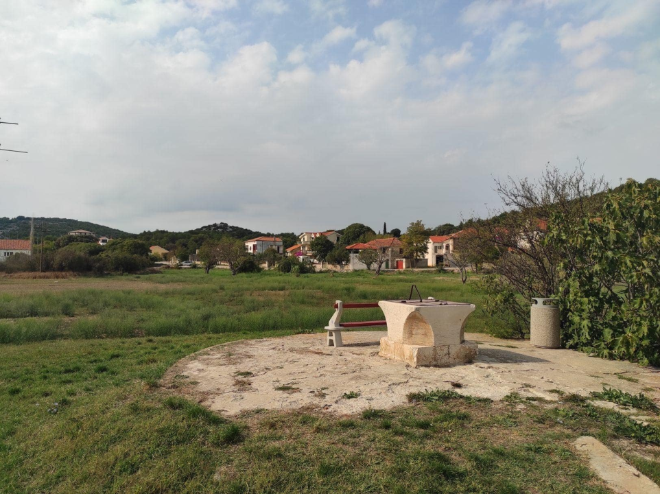 Udruga Argonauta predstavila novu turističku signalizaciju na Iokvama u Jezerima 