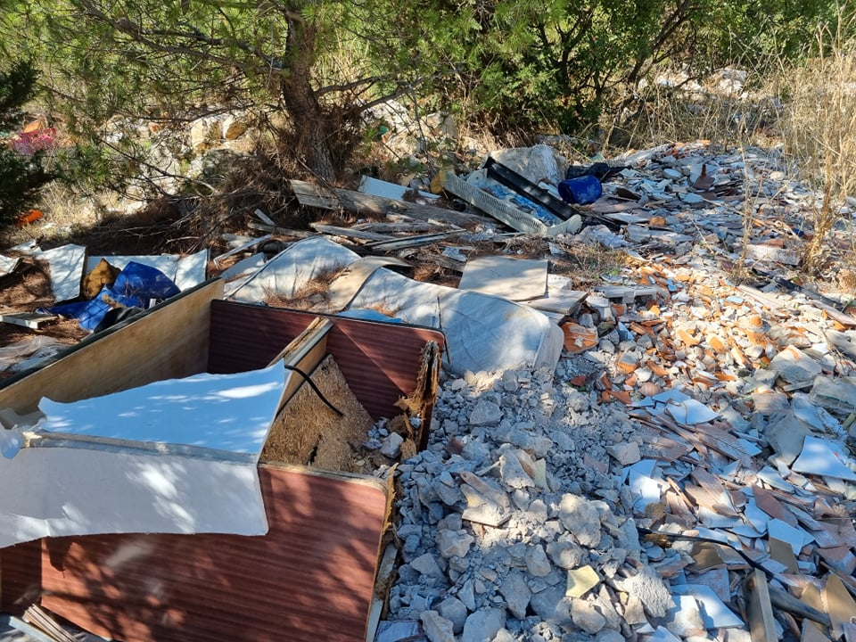 Nove hrpe smeća na Vidicima: Šuma kod stare magistrale i dalje 'omiljeno' odlagalište 