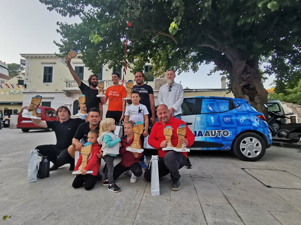 Superslalom u Skradinu: Fiće se natjecale za pomoć maloj Kiari Goršić 