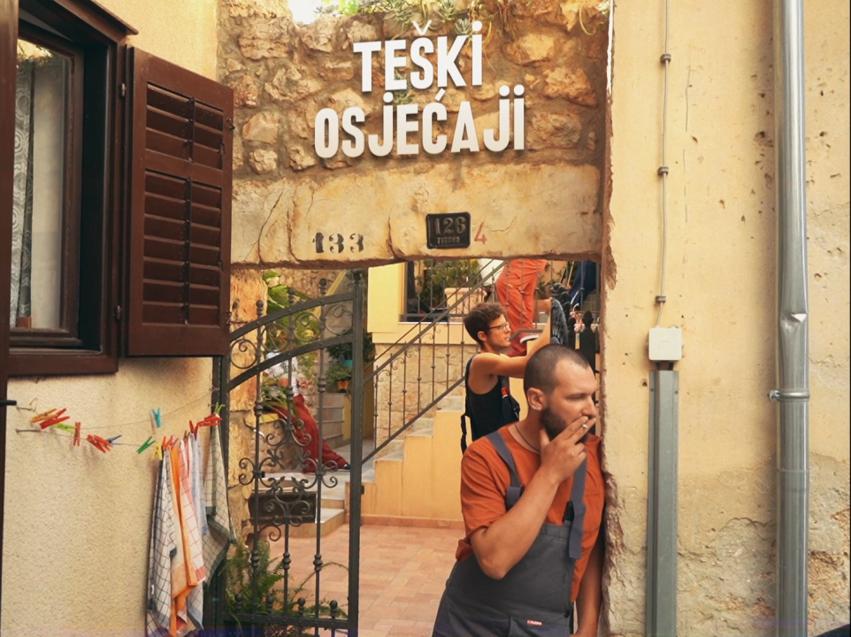 Teški osjećaji objavili singl ‘Susjeda’, u spotu glumi Dania Obratov, nizozemska reprezentativka u sanjkanju!