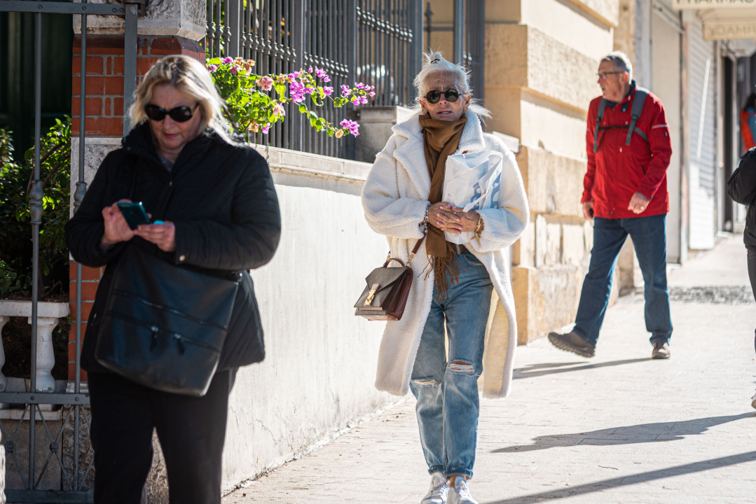 Modno osviještene sugrađanke pokazale koji se kaputi nose ove jeseni 