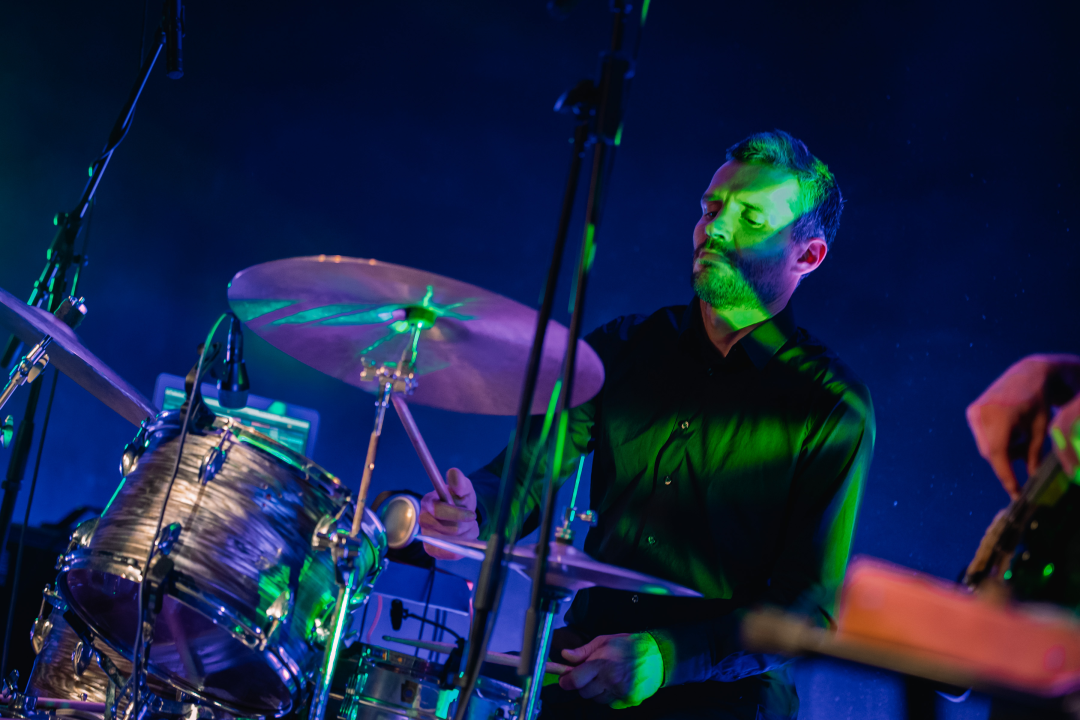 Natali Dizdar u ‘Arsenu’ u suzama otpjevala Arsenovu Zamijenit ću te gorim i proslavila 20 godina karijere