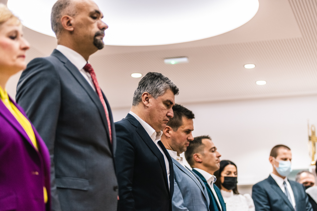 Milanović na svečanoj sjednici povodom Dana općine Tisno: 'Financijski pokazatelji su kako treba, turizam se vraća. Samo tako nastavite'