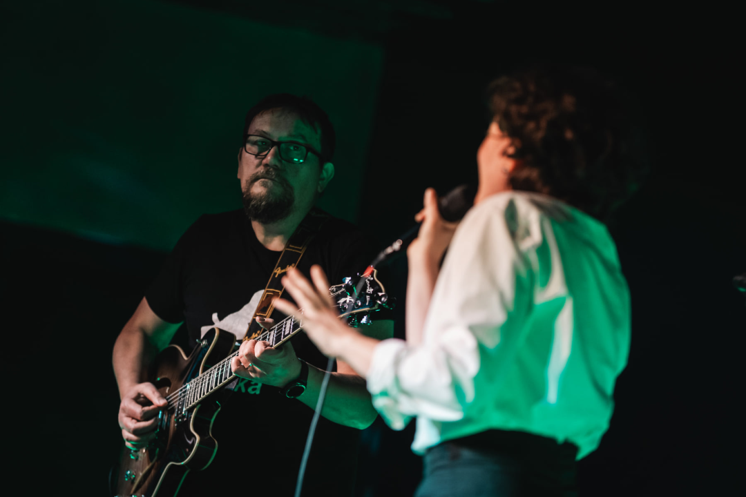 Pozitivne emocije i lijepe uspomene: Maja Posavec i Ivan Kapec oduševili šibensku publiku 