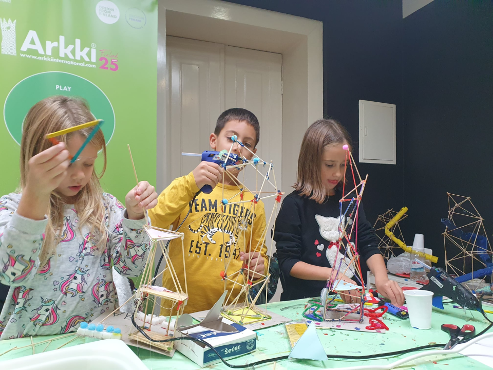 Opustite se uz sushi i odličnu glazbu u omiljenom Taboo Sushi&amp;Baru! 