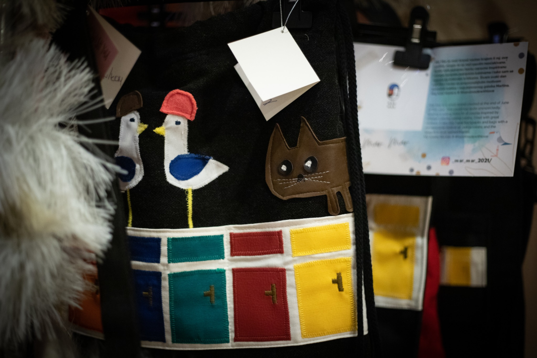 Otvoren Božićni tinel u Azimutu: Prodajna izložba u čarobnom ambijentu