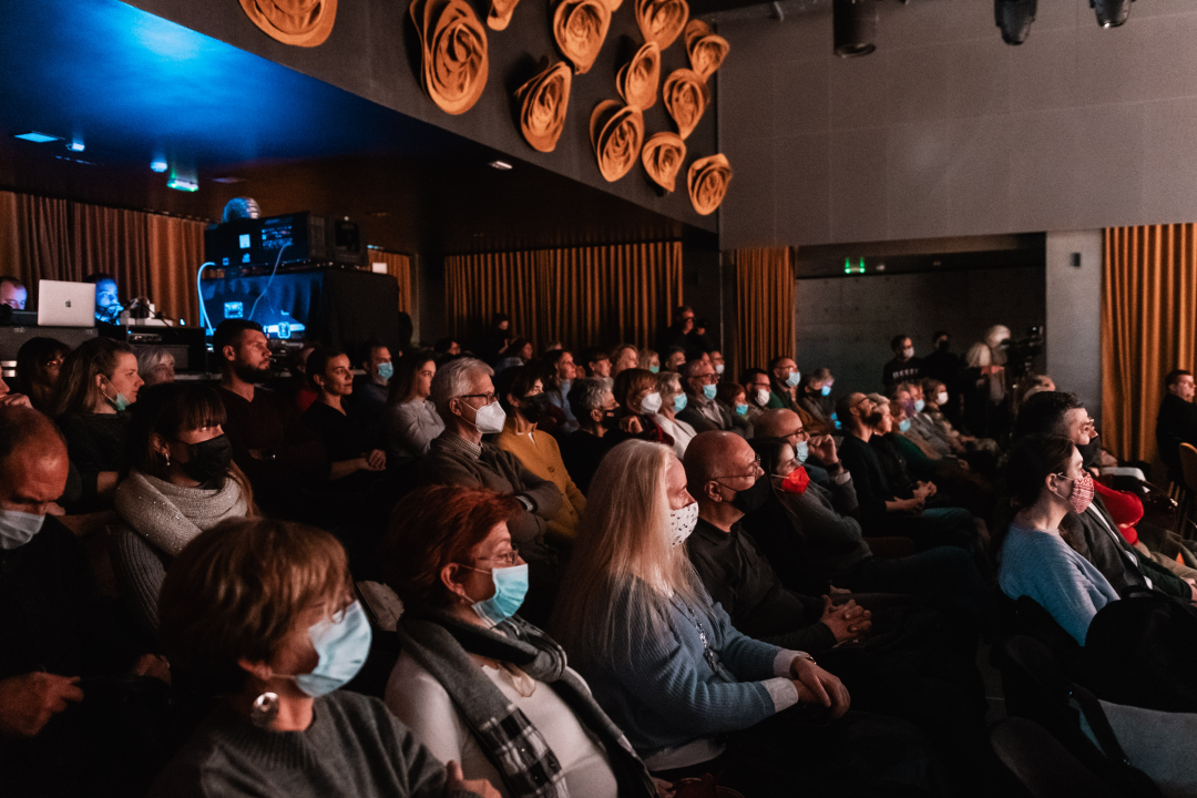 Lado u Kući umjetnosti Arsen premijerno izveli božićni program 'Srićna noć je prispila'