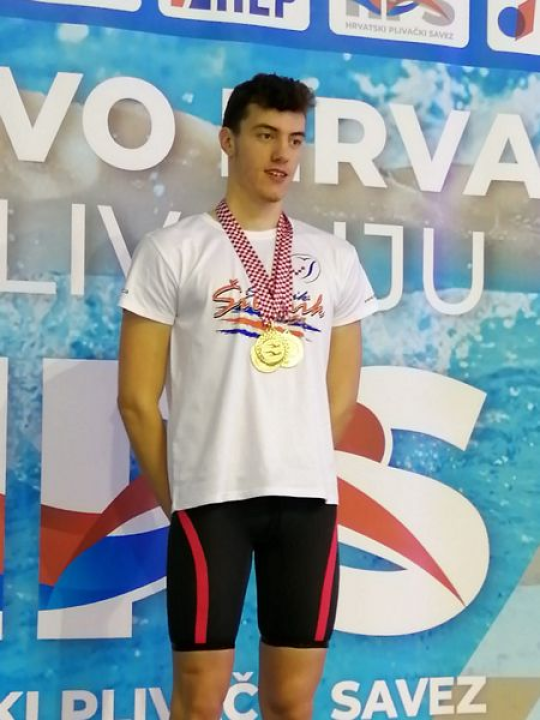 Još 12 medalja za PK Šibenik u Rijeci: Briljirao Toni Slavica, medalje osvojili i Kardum i Srzić