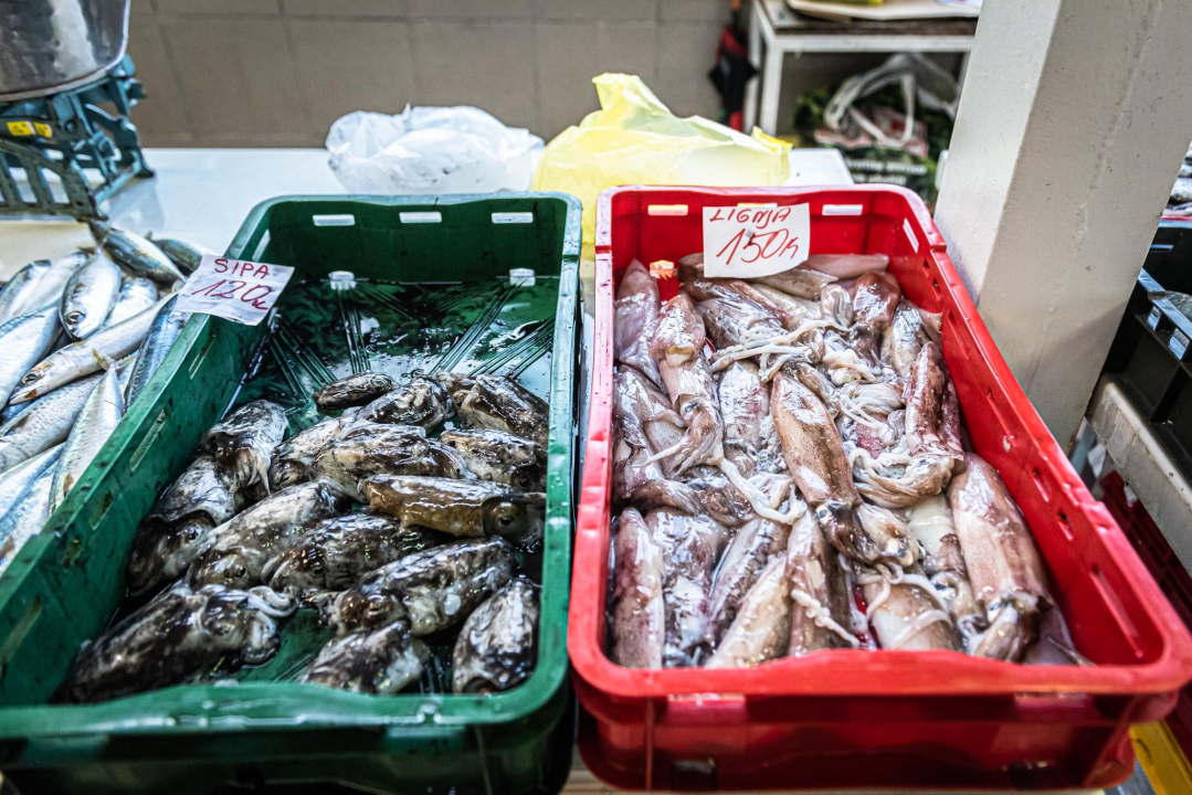 Na Badnji dan i nije neka ponuda na peškariji, Šibenčani su se za ove blagane izgleda pripremili ranije 