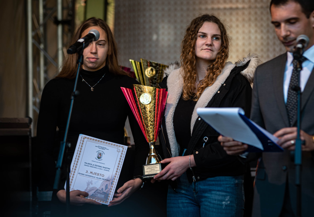 Vaterpolisti Solarisa i košarkašice Šibenika u ekipnoj, a Toni Slavica i Nives Radić u pojedinačnoj konkurenciji 