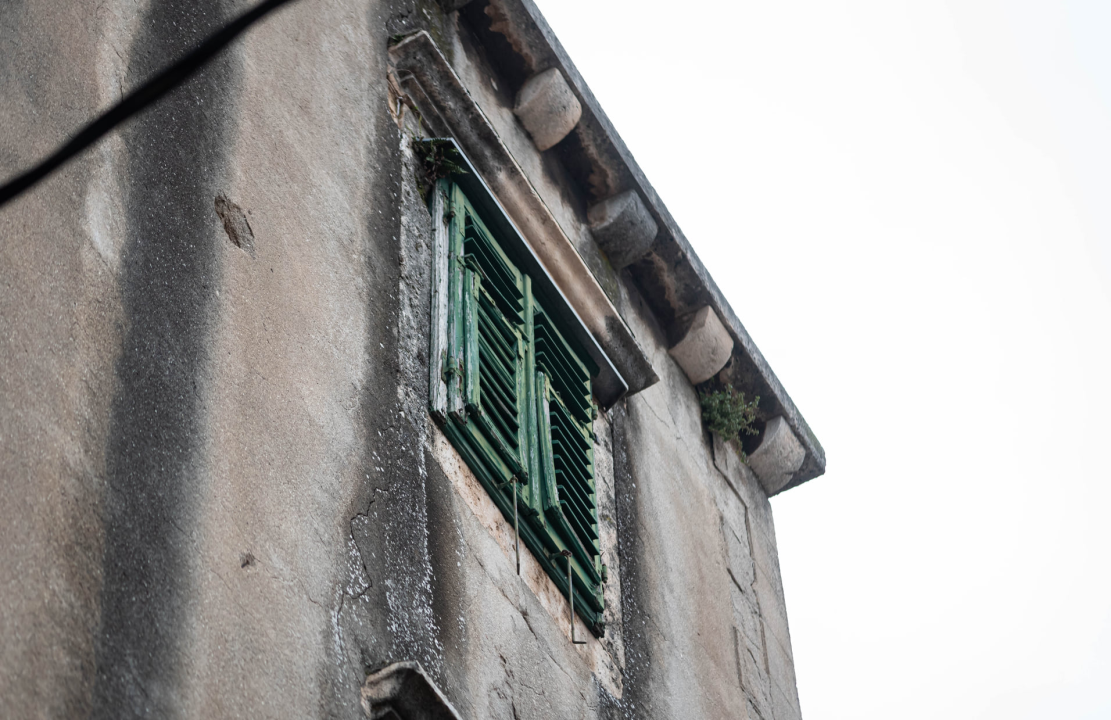 Što se sve raspada u staroj gradskoj jezgri Šibenika: Komunalci su snimili šest kritičnih točaka, u stvarnosti ih ima puno više