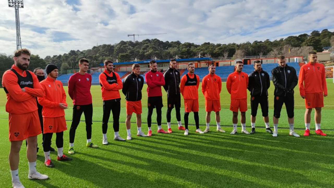 Ferdo Milin poveo pripreme nogometaša Šibenika: Sandesh, Dasilva i Bailone više 'ne stanuju' na Šubićevcu 