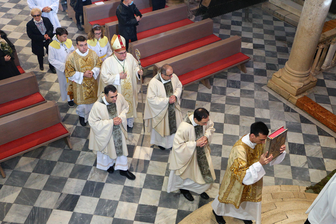 U šibenskoj katedrali svečana misa na blagdan Sveta tri kralja