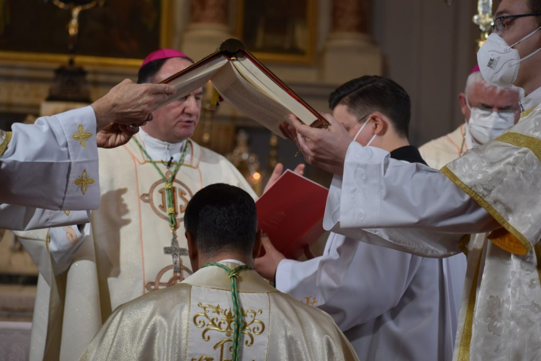 Šibenčanin Roko Glasnović zaređen za dubrovačkog biskupa 