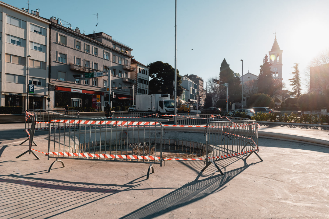 Generalno čišćenje Poljane: Firma iz Žrnovnice za 65 tisuća kuna uglancat će glavni šibenski trg