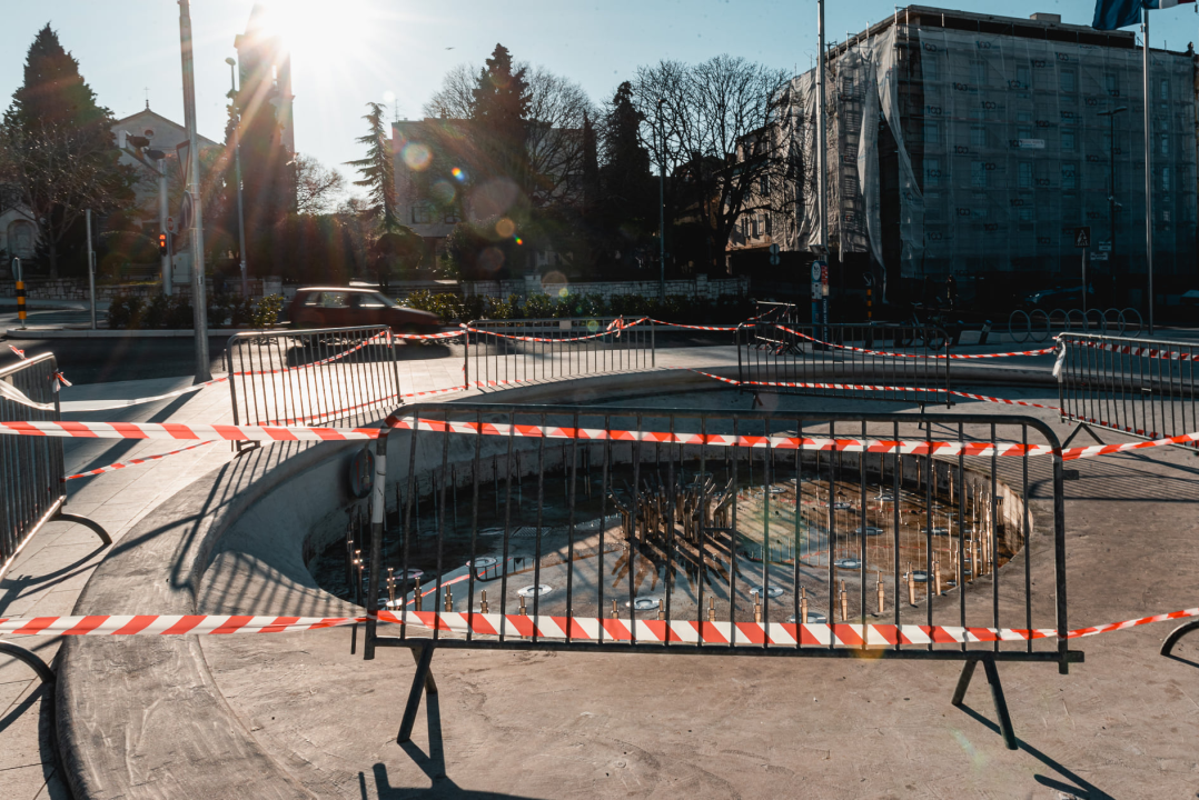 Generalno čišćenje Poljane: Firma iz Žrnovnice za 65 tisuća kuna uglancat će glavni šibenski trg