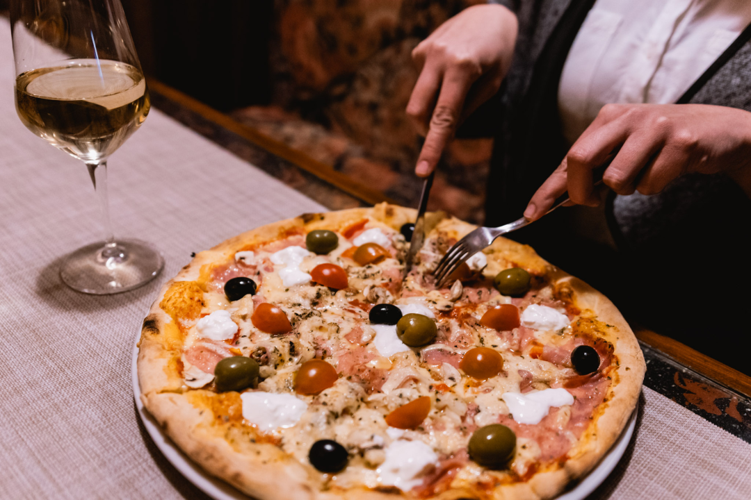 Probajte ukusne pizze nove Pizzerije Atomic na Brodarici! 