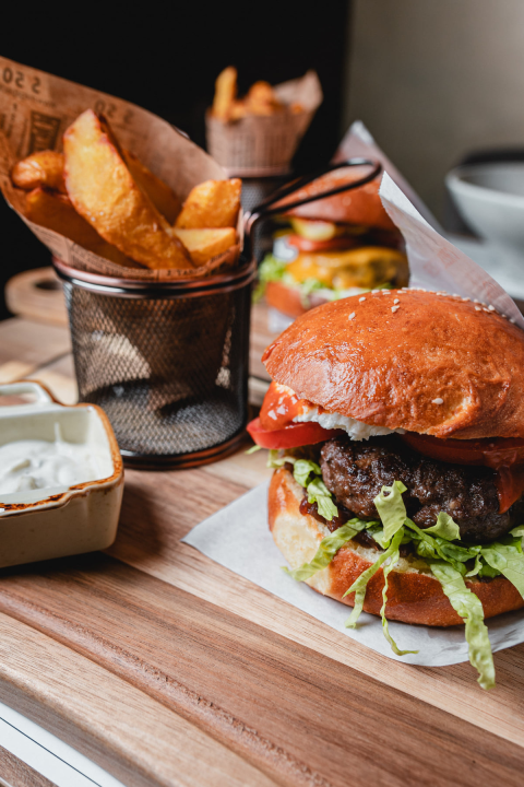 Probajte ukusne burgere iz Victorie, nećete pogriješiti!  
