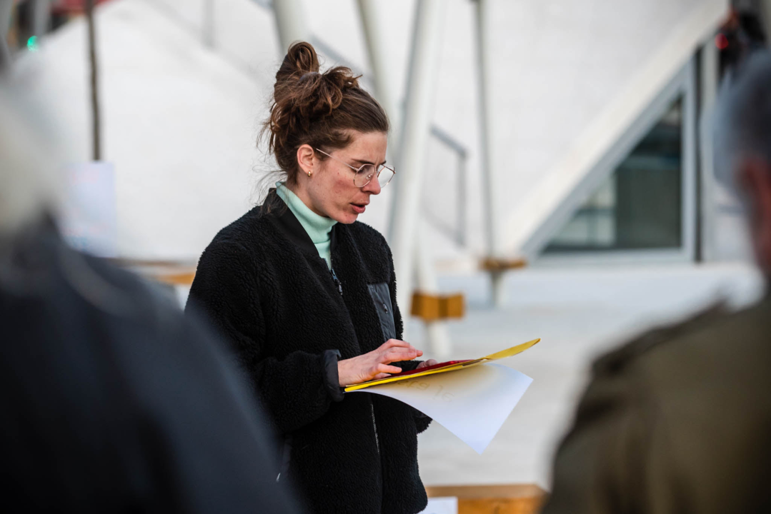 Tridesetak Šibenčana okupilo se na Poljani: Mirno se prosvjedovalo protiv rata u Ukrajini 