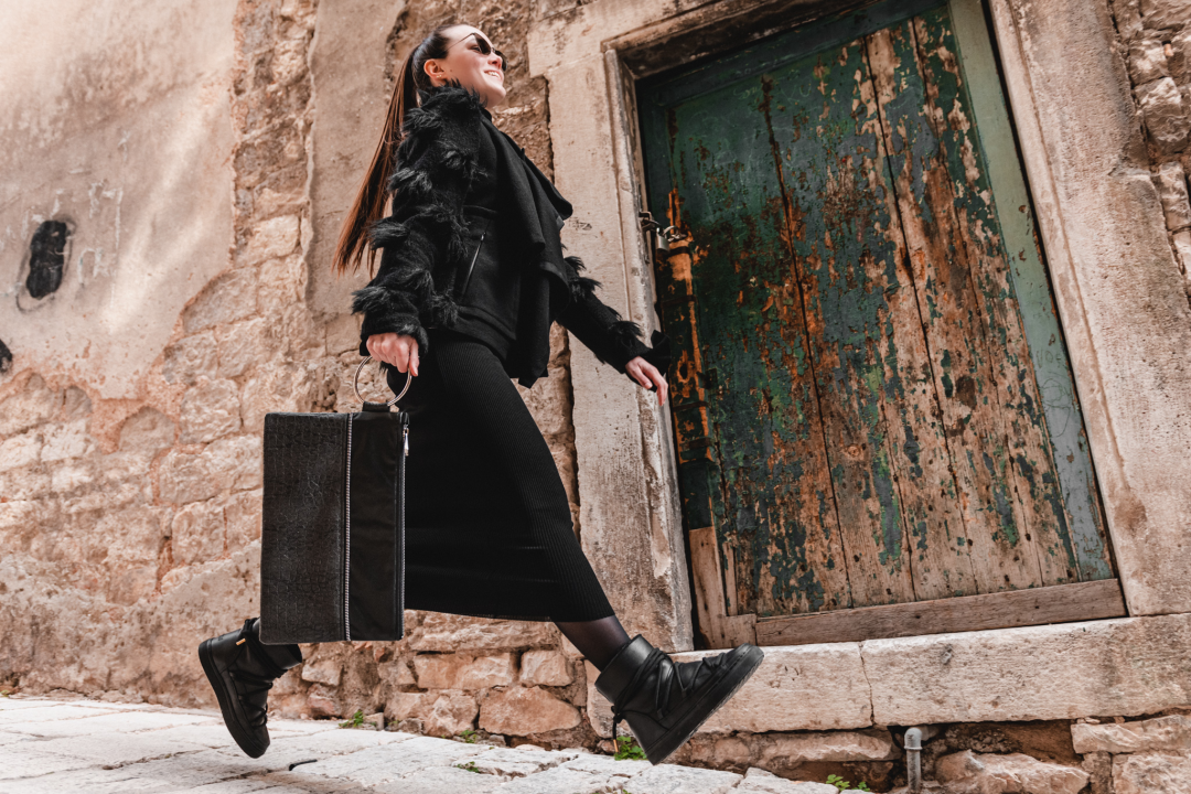 Dizajn za žene sa stavom! Kožne torbe Zorana Mrvoša dostupne su u Galeriji Juraj Dalmatinac