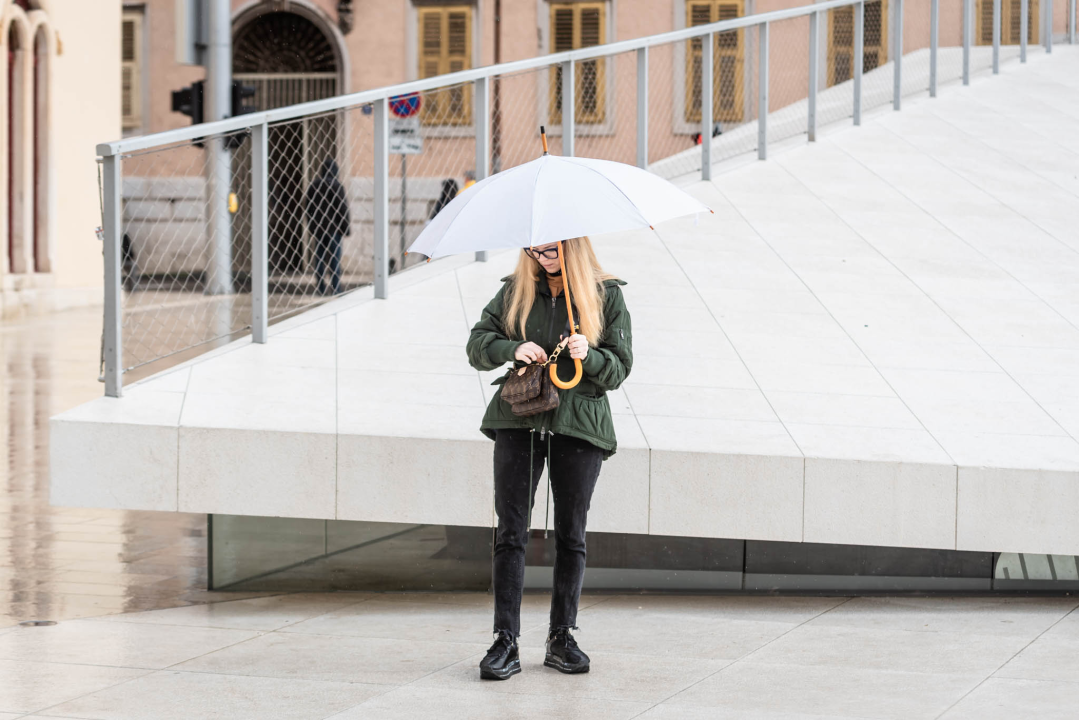 Modno osviještene sugrađanke u điru po gradu otkrit će vam boju sezone! 